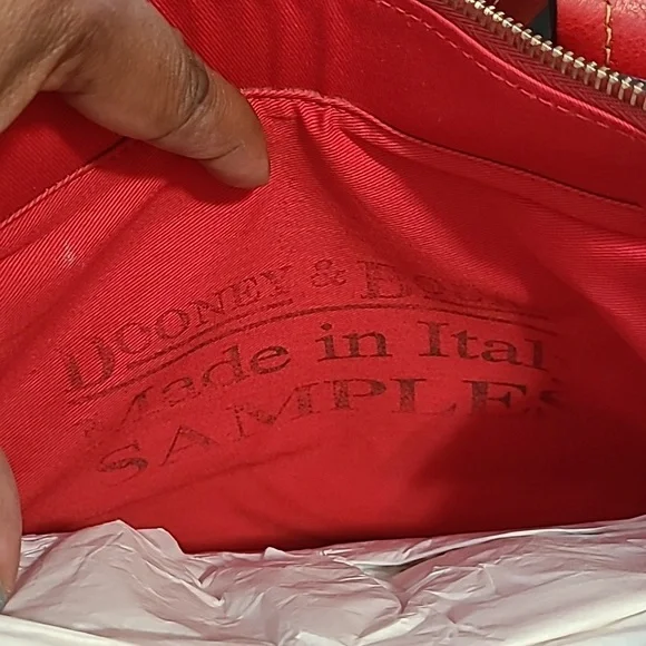 Dooney & Bourke shoulder bag - Picture 8 of 9